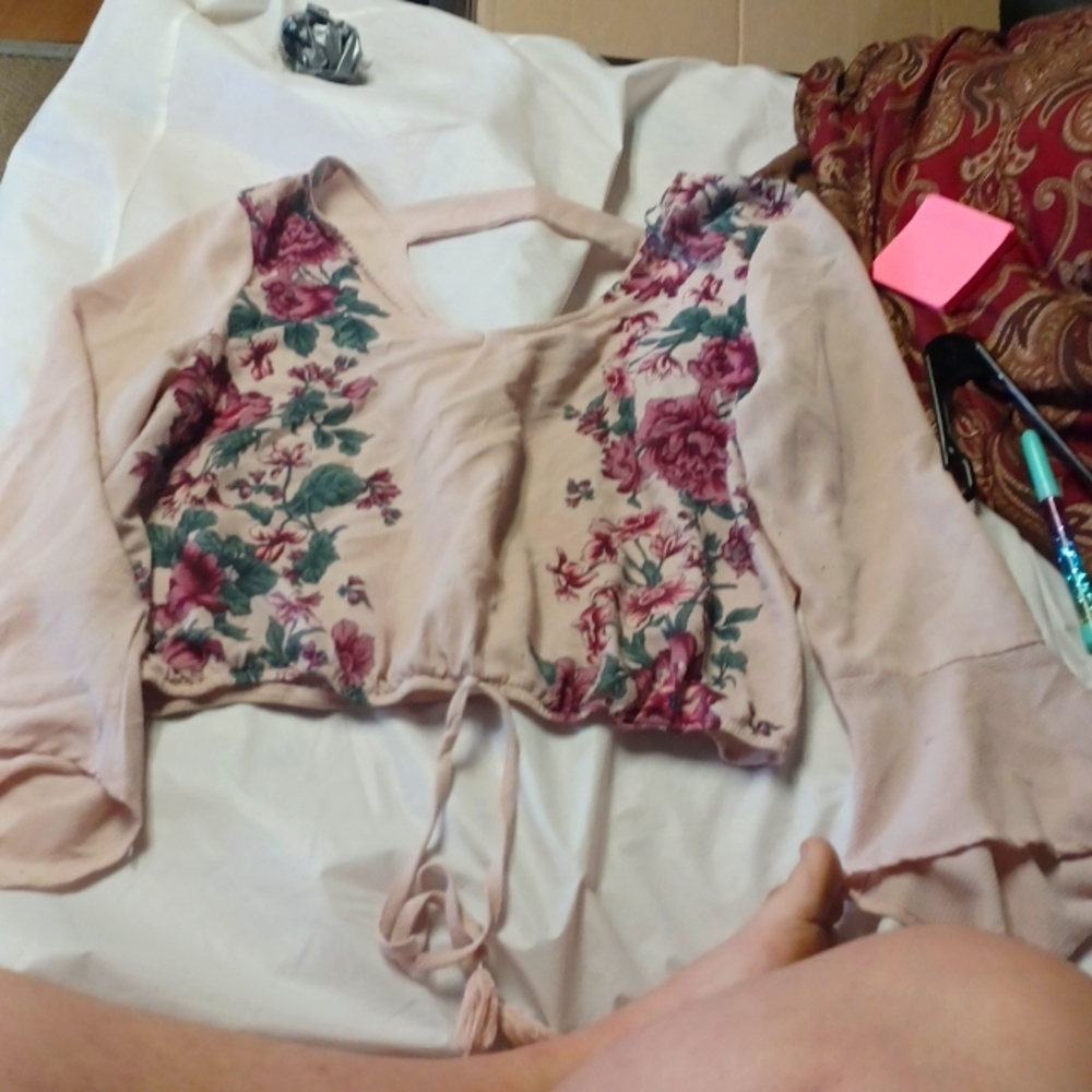 Xl long sleeve crop top